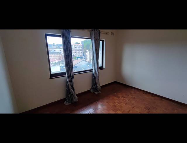 3 BEDROOM FLAT TO LET IN SYDENHAM